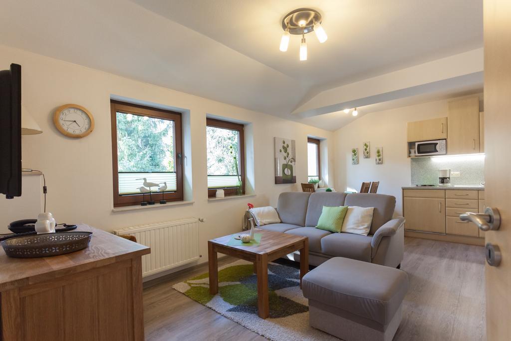 Haus Alexandra Inkl Meinecard Plus 维林根 外观 照片